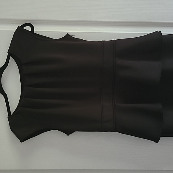 Peplum LBD - Picture 2 of 4